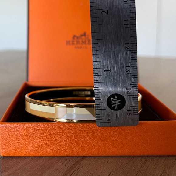 Hermes Printed Enamel Bracelet - Picture 12 of 13